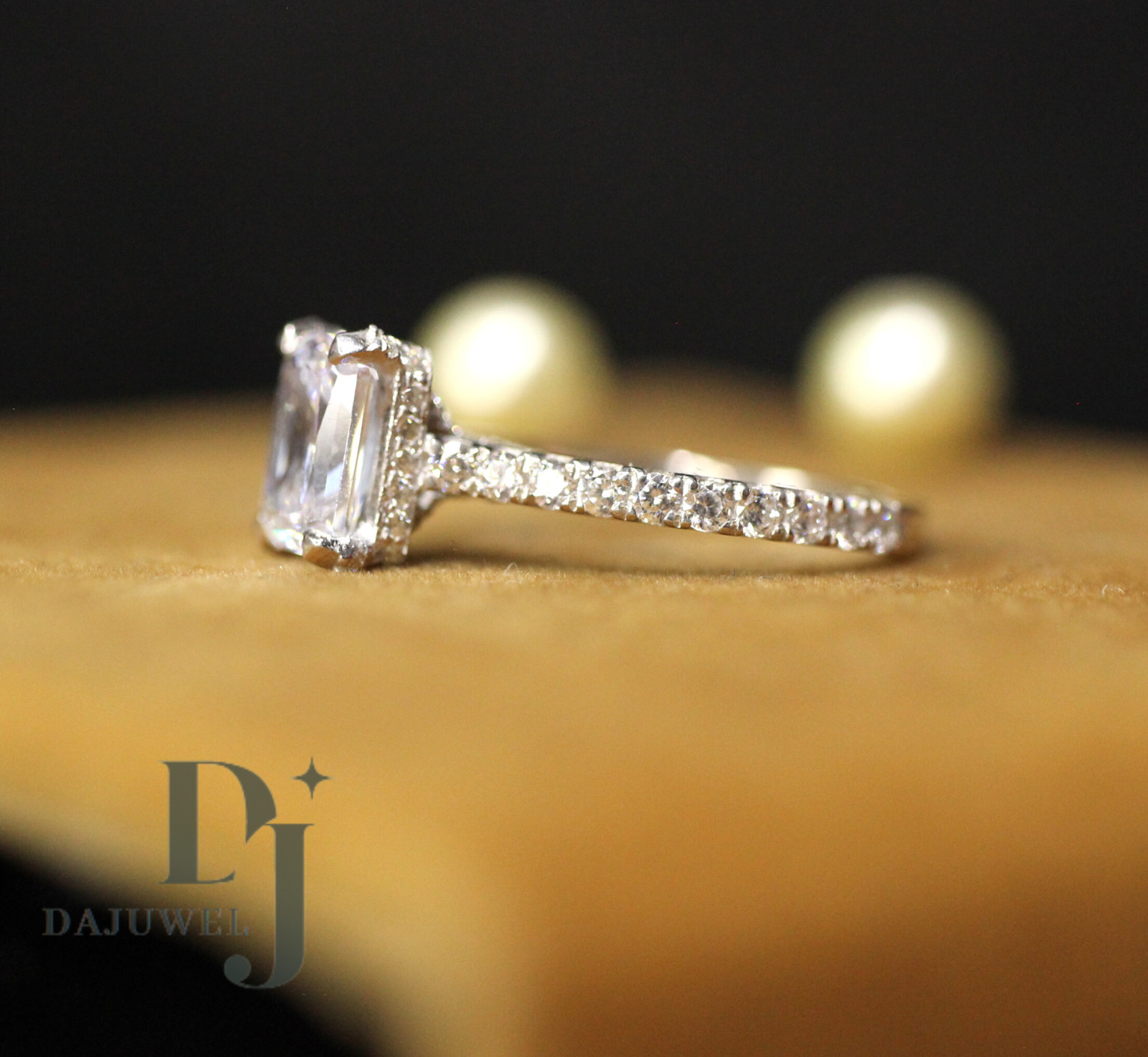 Moissanite Solitaire Engagement Ring 2.50 Carat Radiant Cut Solid 14K White Gold