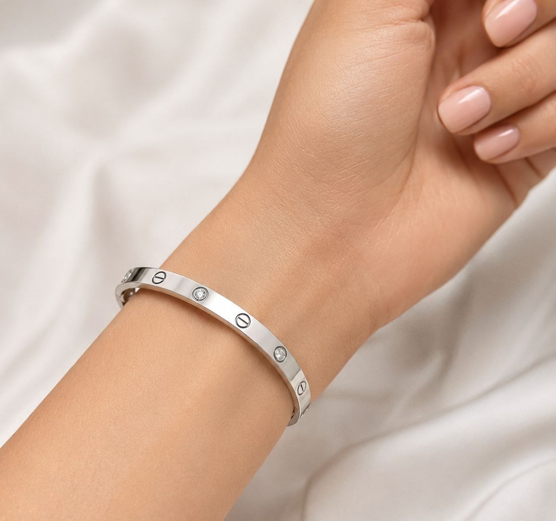 Cartier LOVE Bracelet 18K White Gold 4 Diamond Size 17 Bangle 750 CRD319012