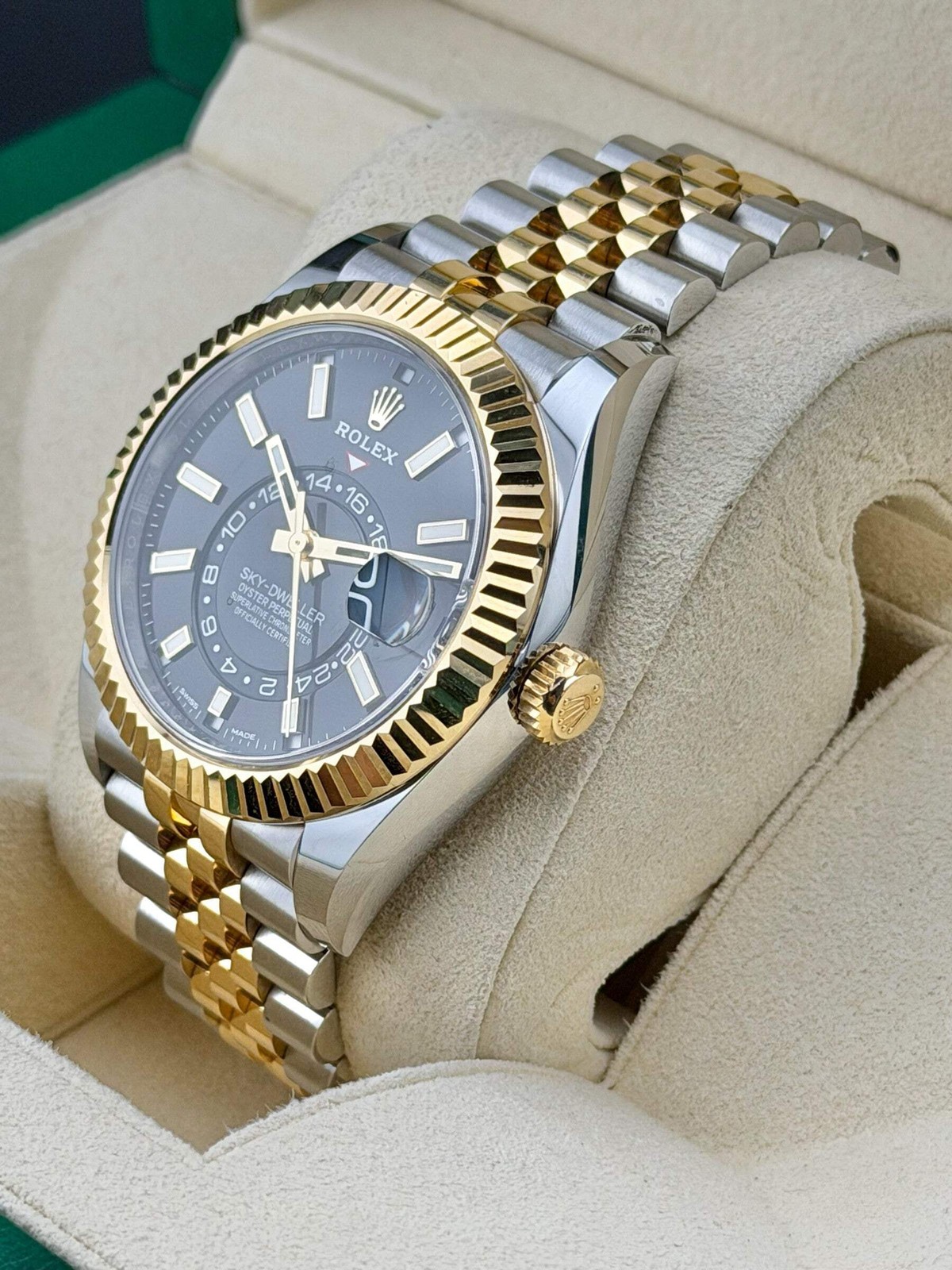 2021 Rolex Sky-Dweller Black Dial 326933 42mm 18K Yellow Gold and Stainless Stee