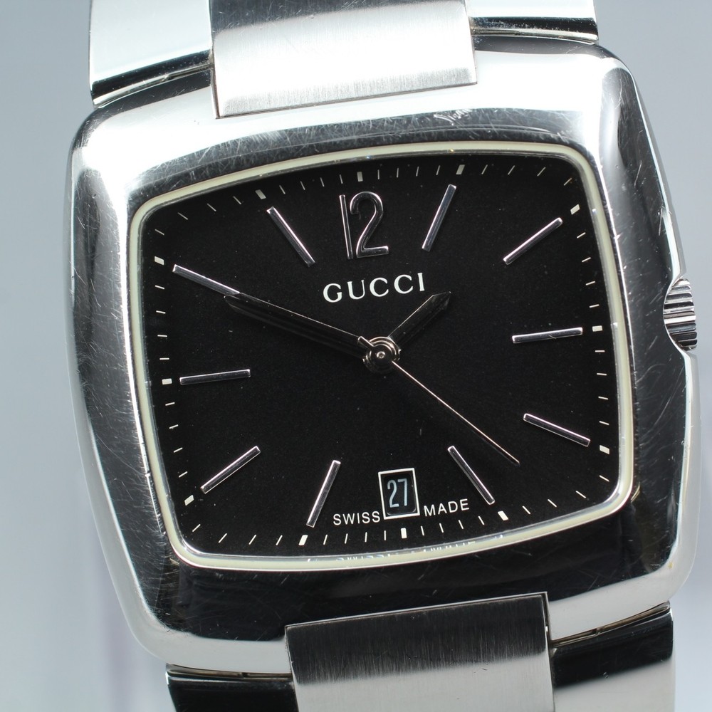 Near MINT GUCCI 8500M Date Black Square Dial Silver Quartz 34mm Men’s Watch