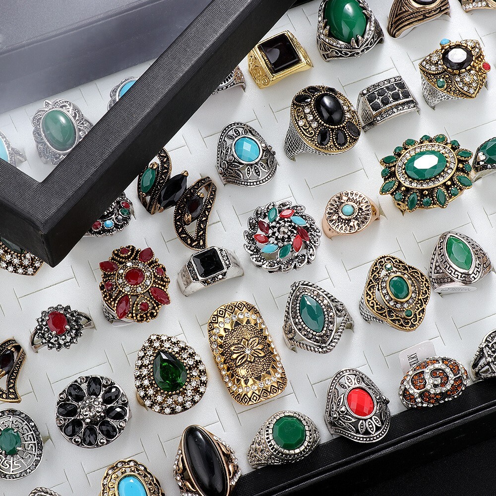 Wholesale 50pcs Lot Vintage Crystal Stone Mix Style Metal Jewelry Ring Men Women