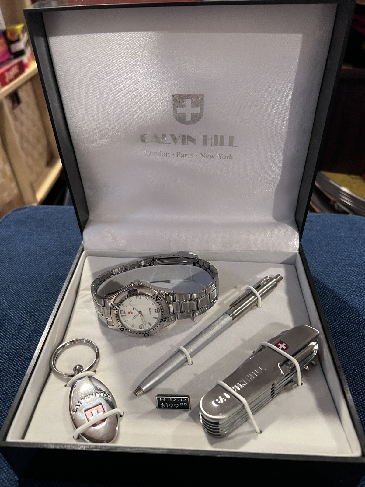 Calvin Hill Men’s Gift Set Watch, Mirror Keychain, Knife & Pen *Watch Needs Batt