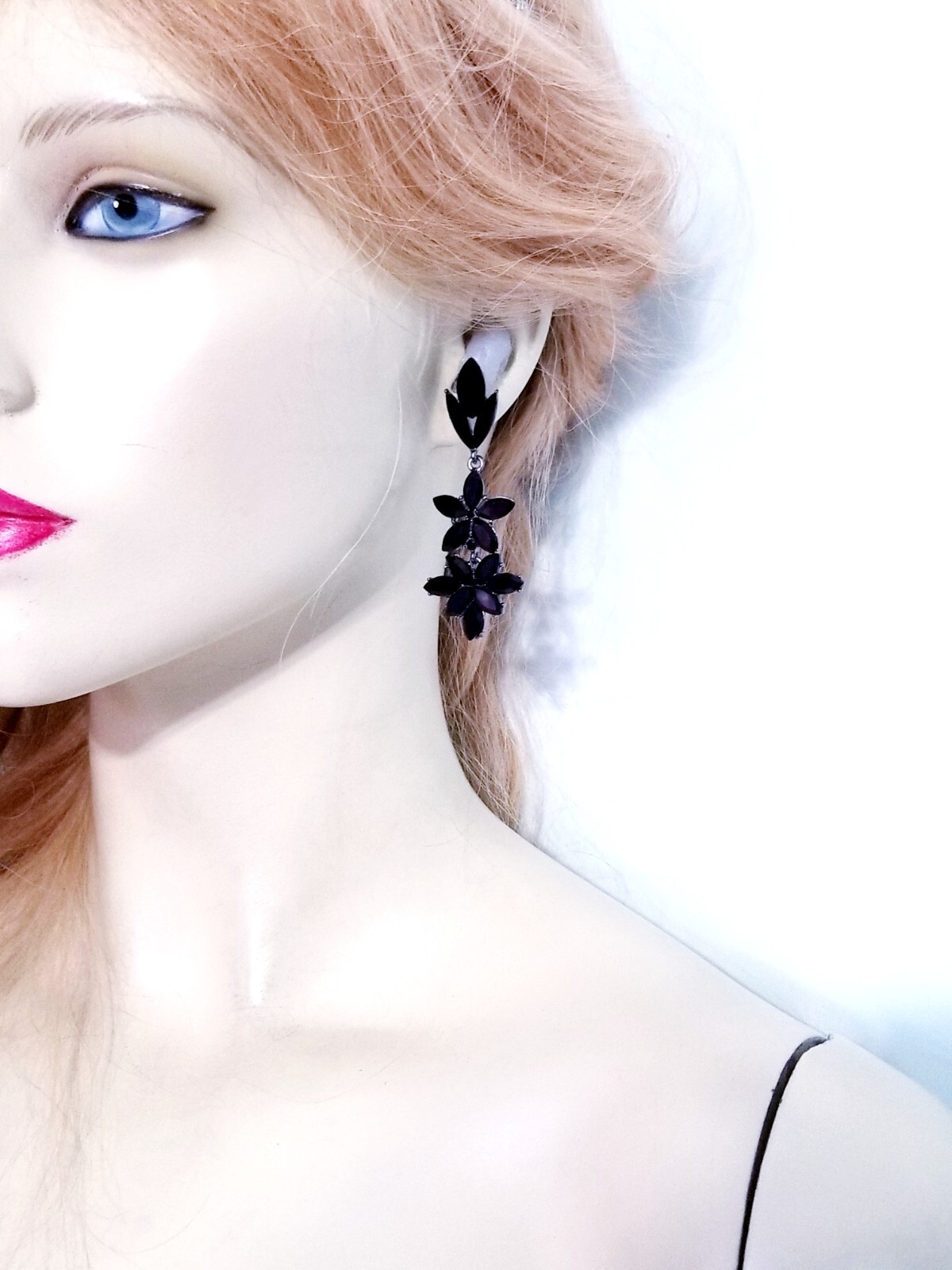Bridesmaid Drop Dangle Chandelier Earrings 2.8 in Black Rhinestone Pageant Prom