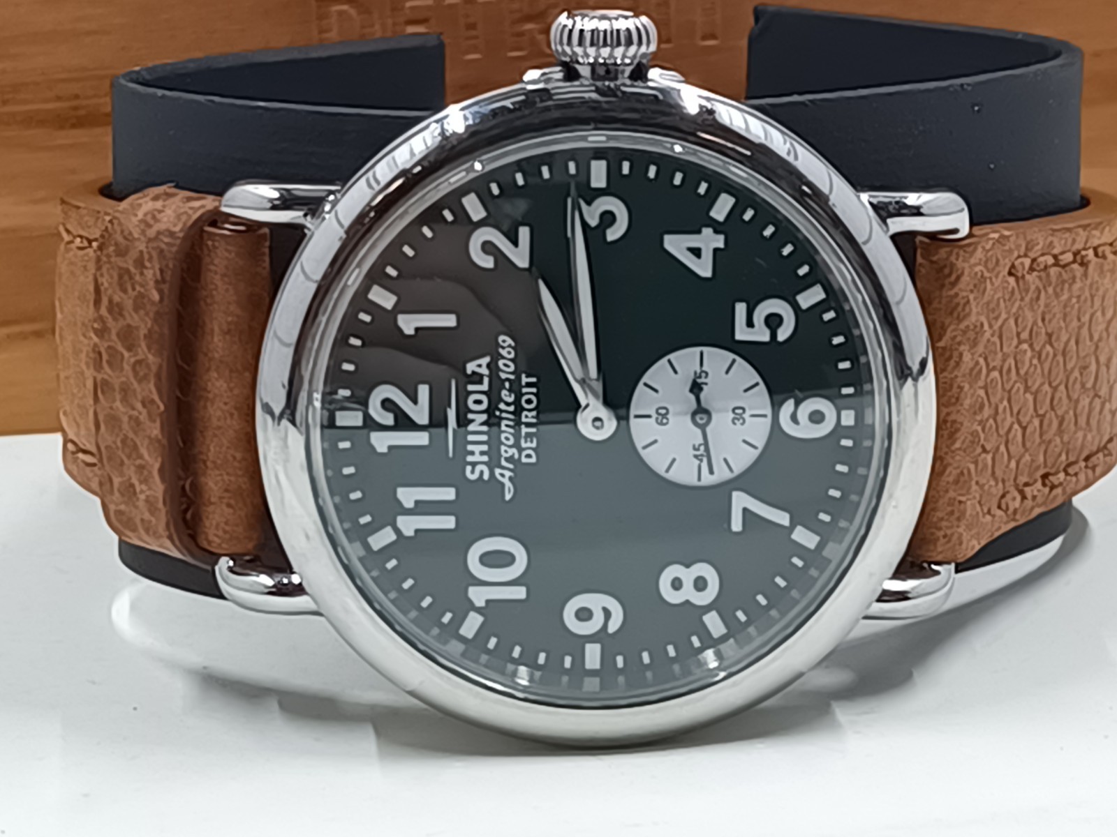 Shinola Argonite 1069 Detroit Green Dial Brown Leather Men’s Quartz Watch w/ Box
