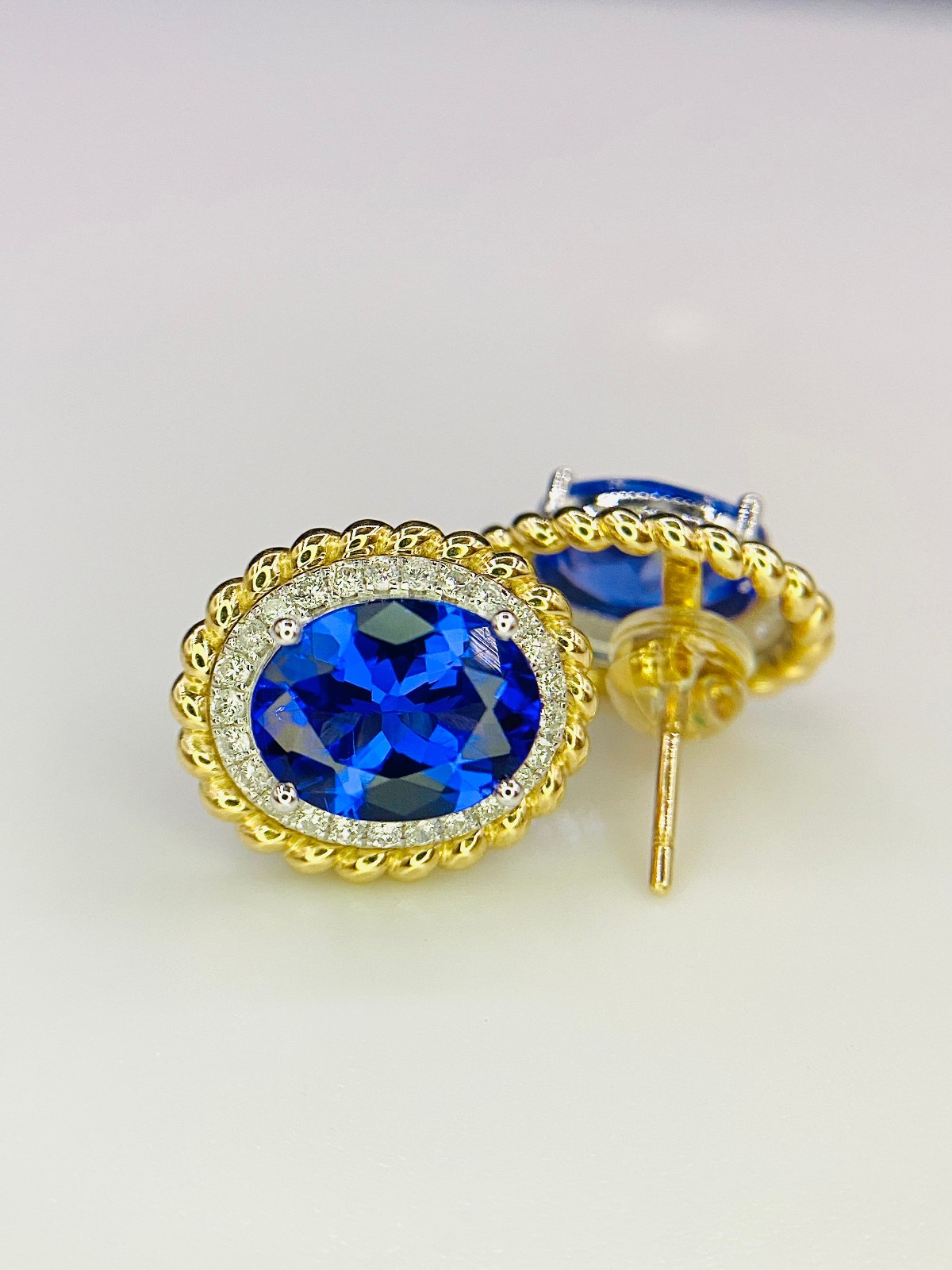GIL Certified 14K Yellow White Gold Tanzanit & Diamond Earrings Natural Gemstone