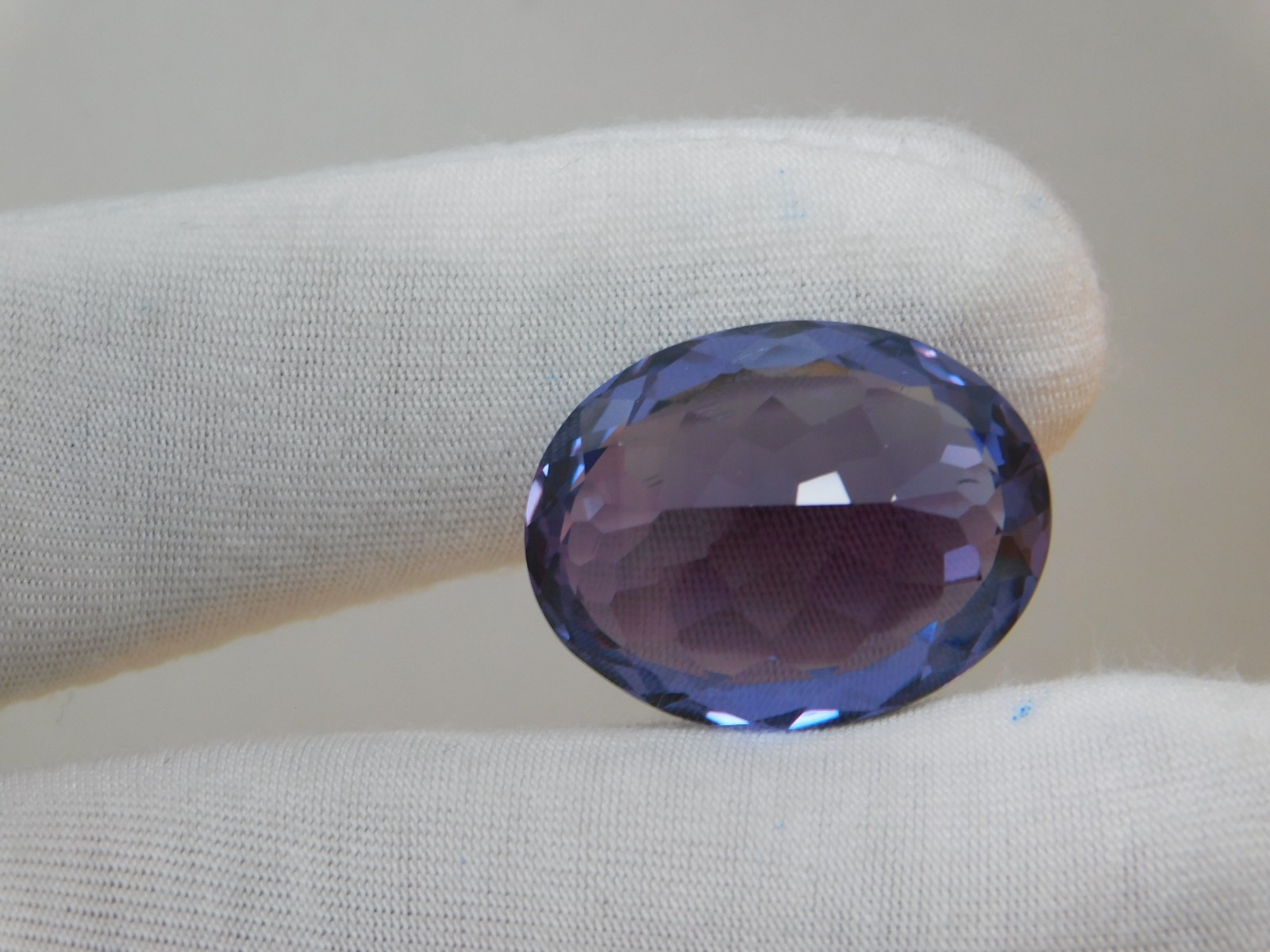 42.10 Ct Natural Color Change Alexandrite oval Cut Certified Loose Gemstone