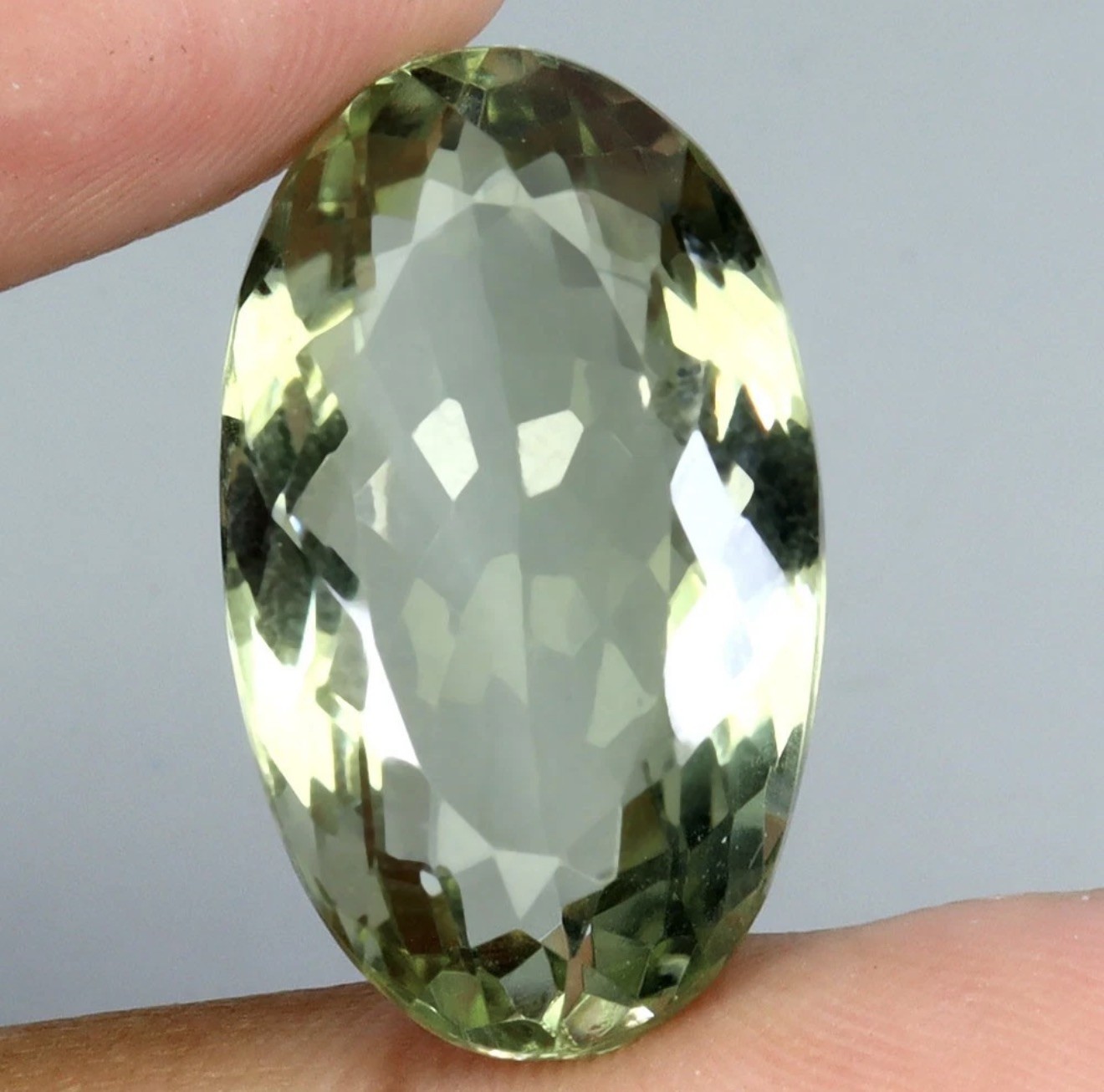 Oval Cut Natural Top Rich Green Amethyst Brazil 16.36 Ct 21.5×12.5mm Gem Sparkle