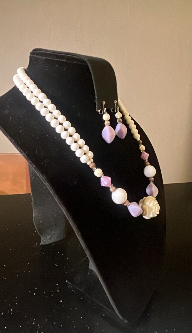 Vintage Lavender, White & Cream “carved” Flower Beaded Necklace & Earrings Set