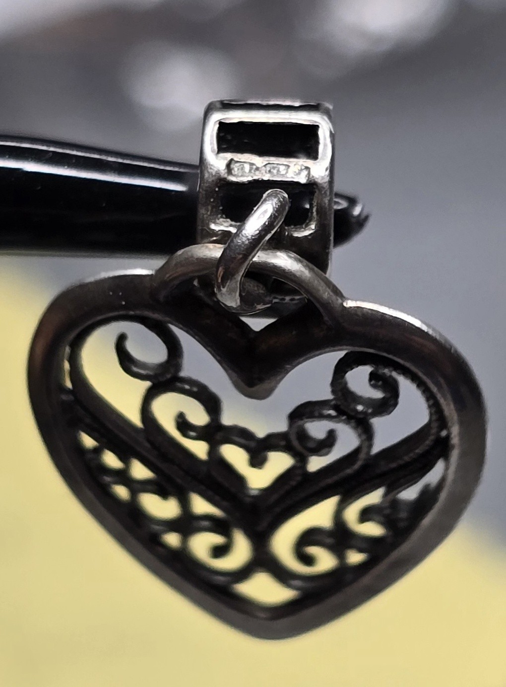 Vintage Michael Anthony 9in Sterling Silver Bracelet with a Variety of Charms