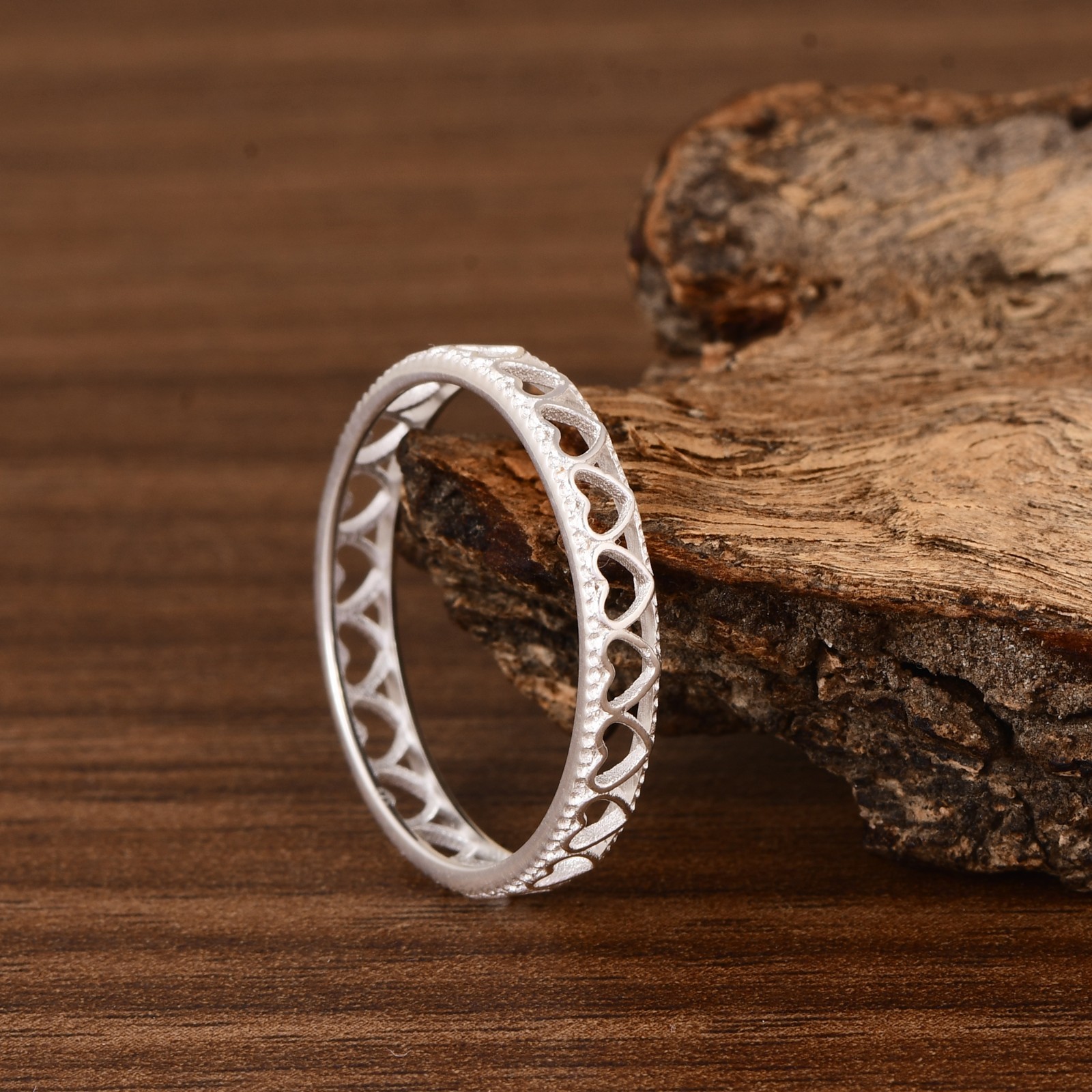 925 Sterling Silver Heart Eternity Ring Cutout Band Womens Wedding Promise