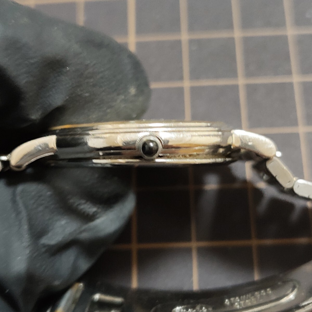 Working SEIKO Seiko QZ 5E31-6D30 Dolce Silver Dial Men Watch Battery Management
