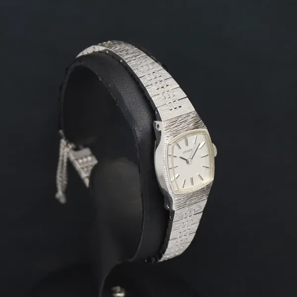 Working, manual winding, excellent condition Citizen 4-676319 women’s watch