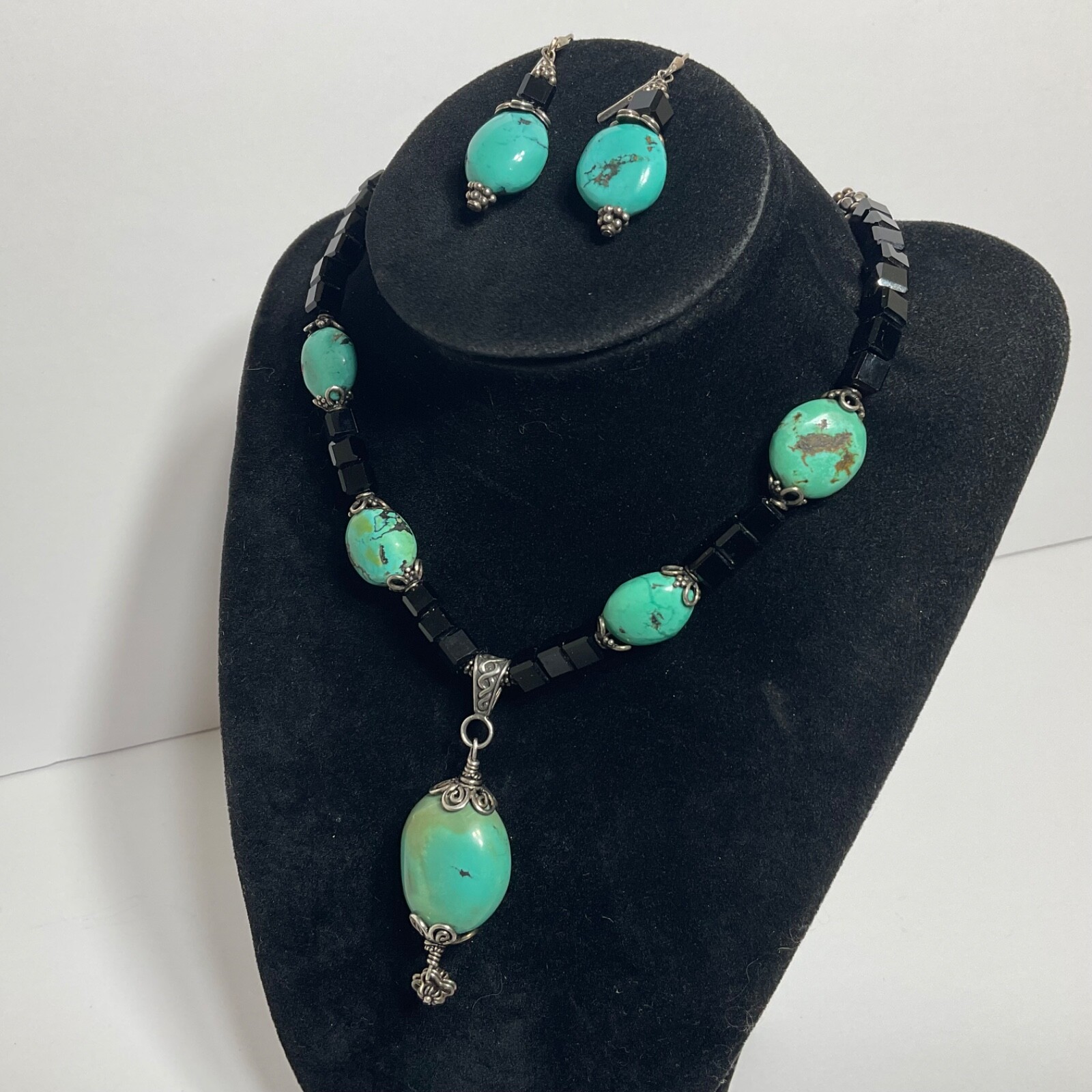 Vtg Genuine Turquoise Black Glass Beaded & Drop Pendant Necklace Earring Set 925