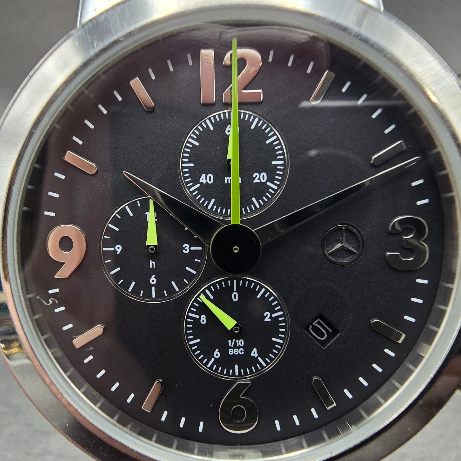 Mercedes Benz Chronograph Watch Men 42mm Black Dial Steel Date Round New Battery