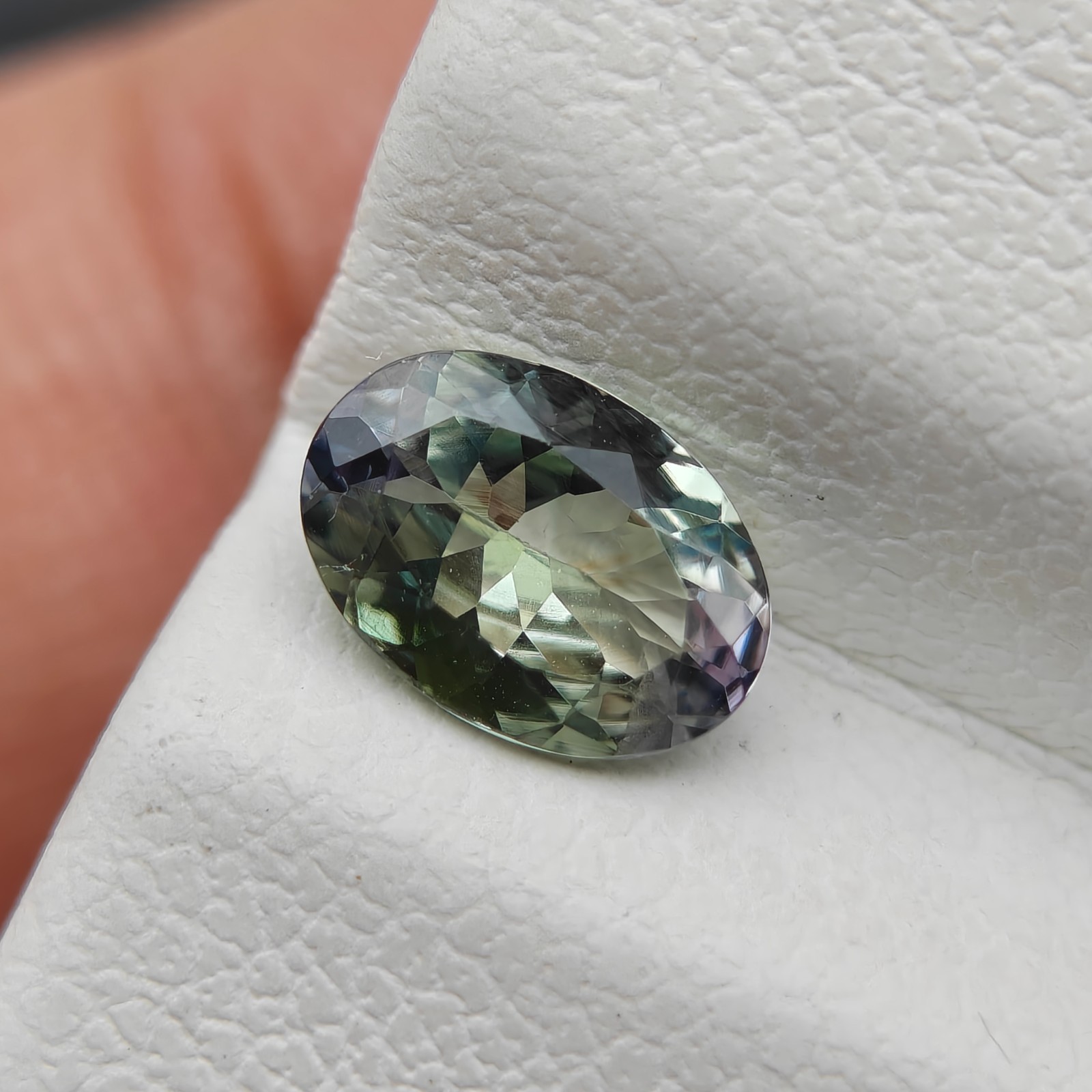 Natural peacock zoisite gem 7x5mm oval tanzanite stone loose gemstone ideal for