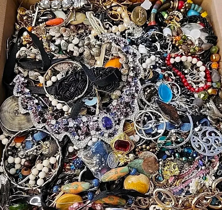 HUGE 20 Pounds Untested Jewelry Lot Vintage Mod Junk Craft & Good Resell Mix In