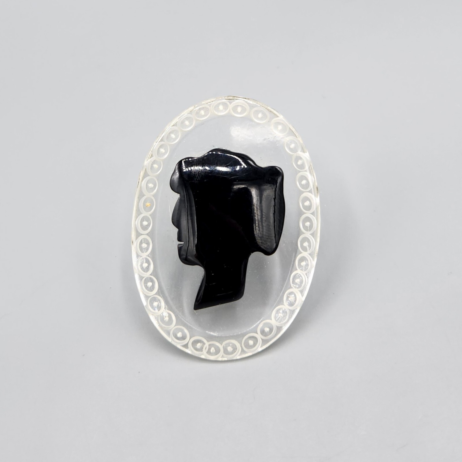 Vintage Unsigned Clear Black Lucite Cameo Oval Brooch Pin