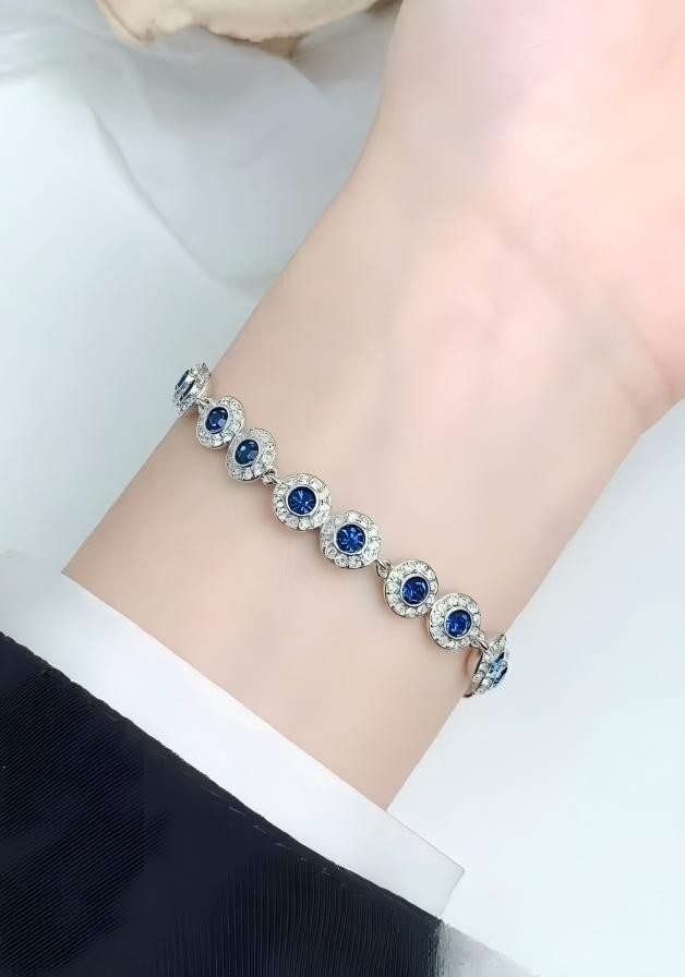 Swarovski Una Angelic Necklace, Bracelet, and Earrings Combined set