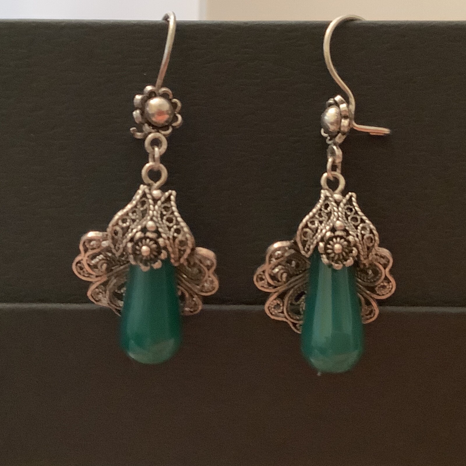 TGS Turkey 925 Sterling Silver Filigree Dangle Drop Earrings Green Calla Lily￼