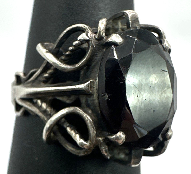 Sterling Silver Artisan Art Nouveau Red Garnet Glass Ring Sz 5.5 Ornate Vintage