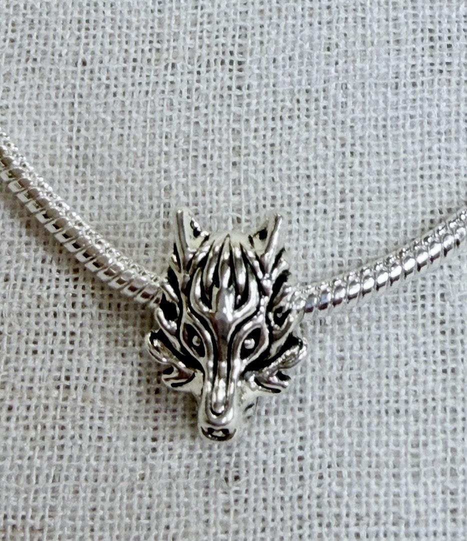 Men’/women’s 925 sterling Silver Necklace.Snake chain,wolf head pendant.29”/75cm
