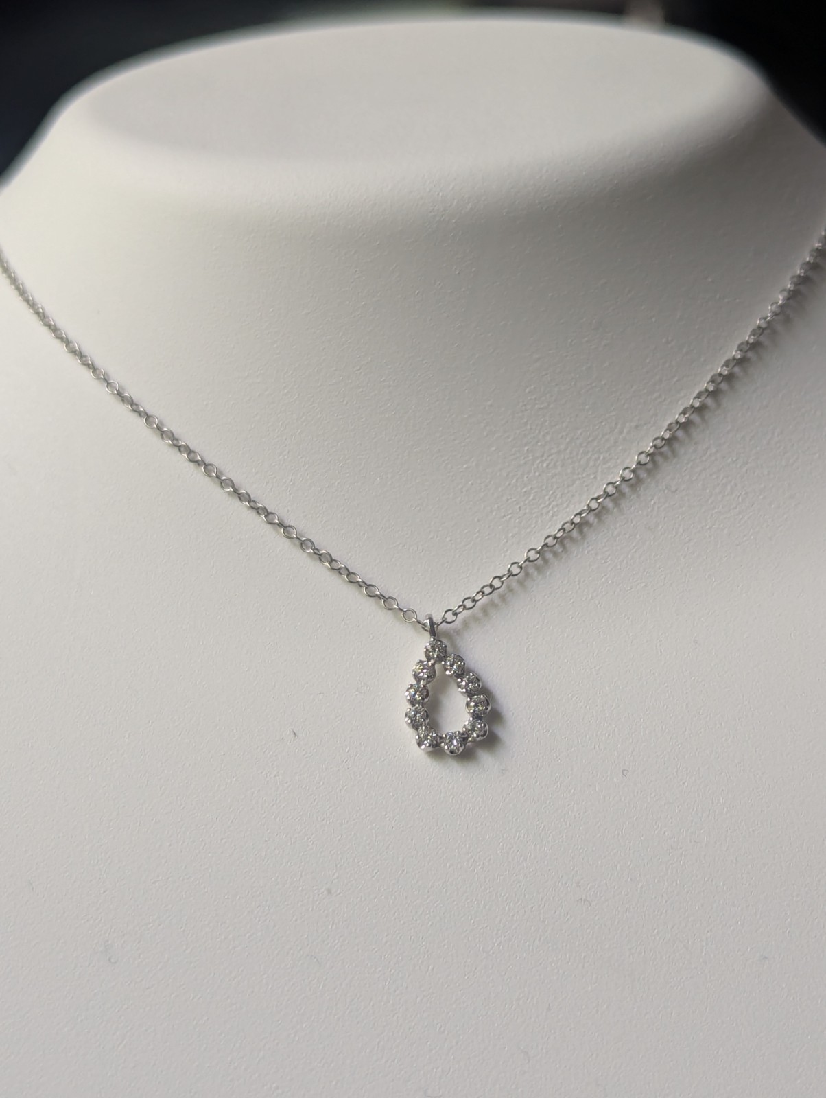 Gabriel and Co 14KW Gold Diamond Pear Shaped Pendant Necklace NEW NEVER WORN