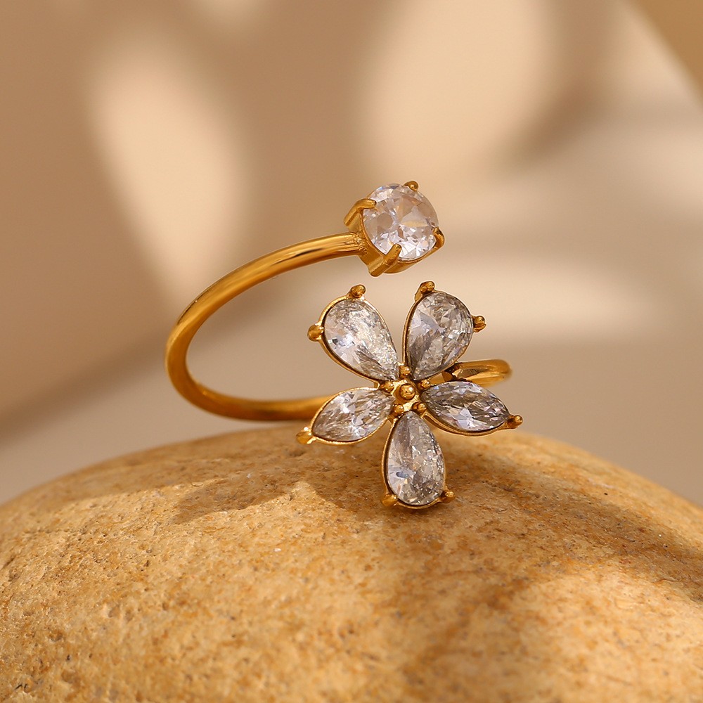 18K Gold Plated Stainless Steel Open Band Ring With Cubic Zirconia Flower Inlay