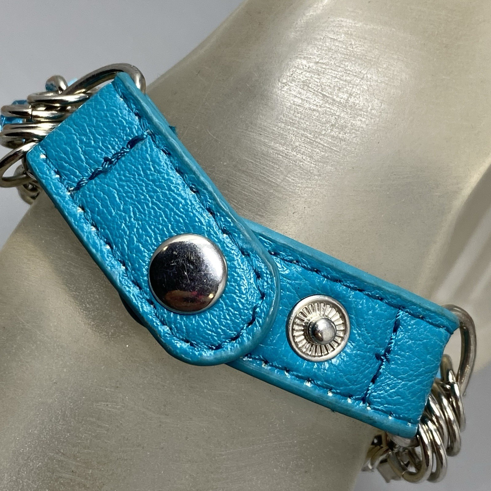 Layered Blue Glass Bead Bracelet Silver Tone Metal Chain Button Snap Punk 6.5″