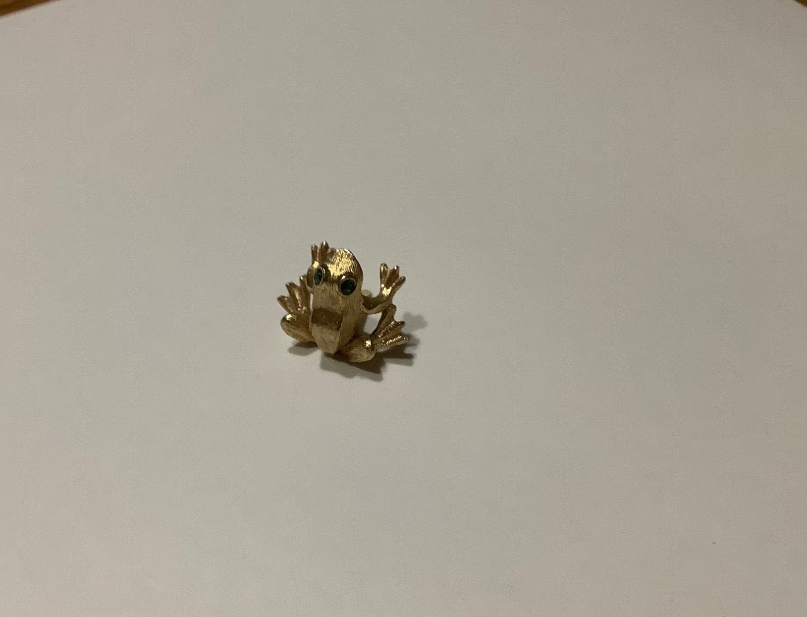 Vintage AVON Animal Lot of 3 Gold Tone Lapel Pin Mouse Frog Bunny Rabbit Brooch