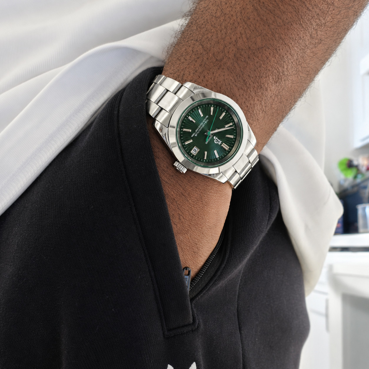 Dwellingham Cotton Club Green Sunburst 904L Automatic 28,800 vph • Box & Papers