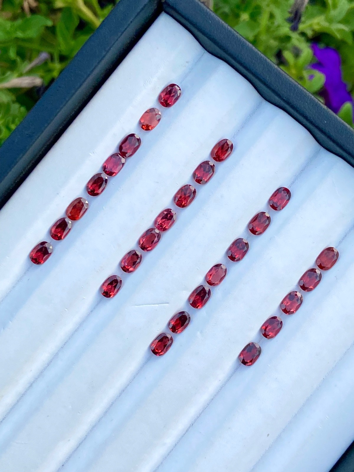 16.59 Ct Natural Faceted Rhodolite Garnet Lot Oval Shapes From Tanzania