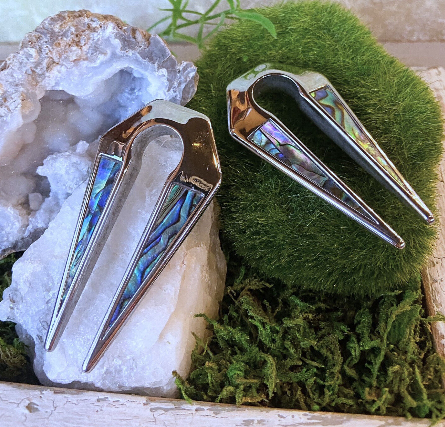 PAIR Abalone Shell Inlaid Keyhole Ear Weight Hangers Tunnels Plugs Gauges