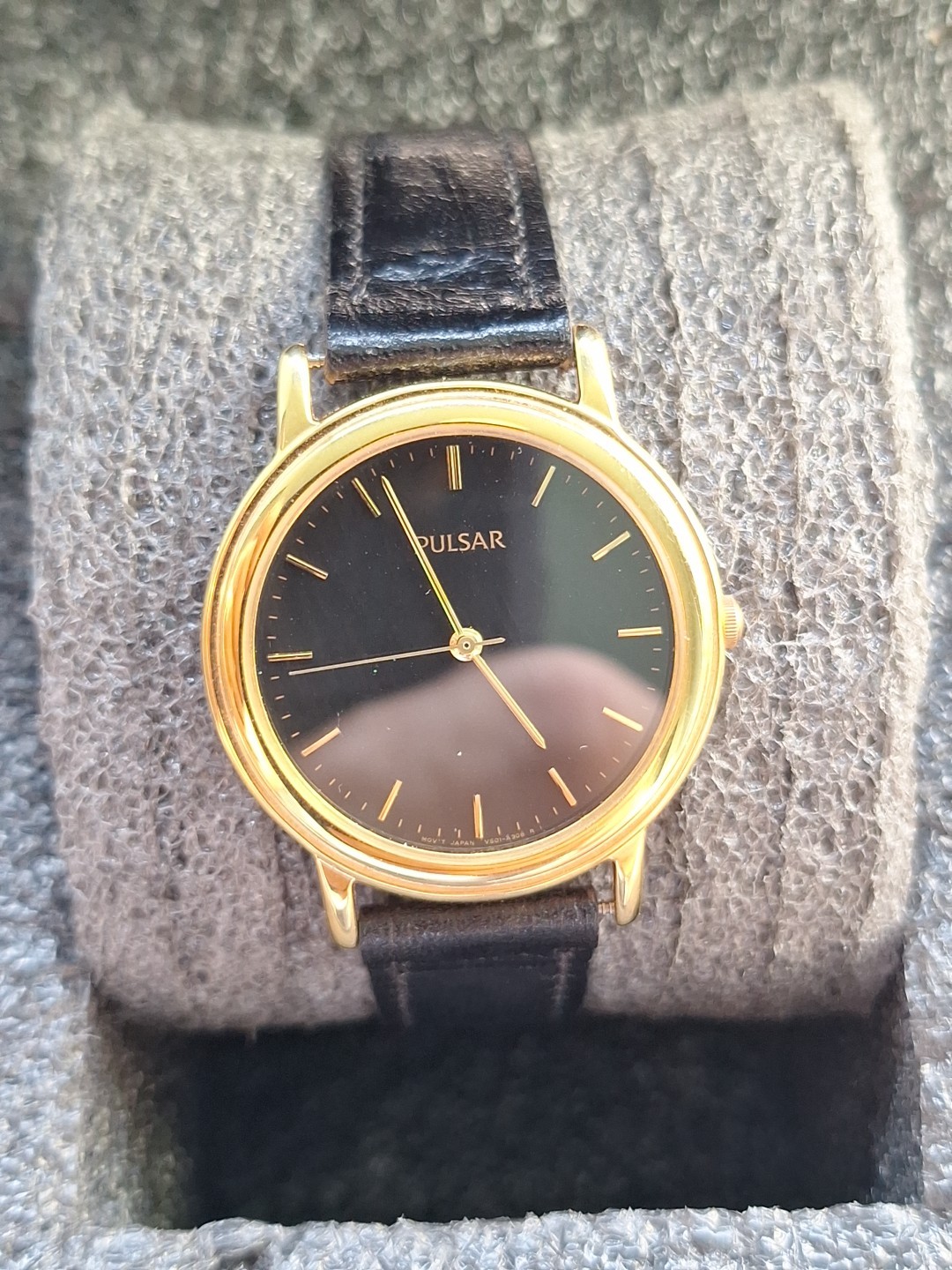 Vintage Pulsar Men’s Quartz Dress Watch 10 Year Fed Ex Service Award Engraved.