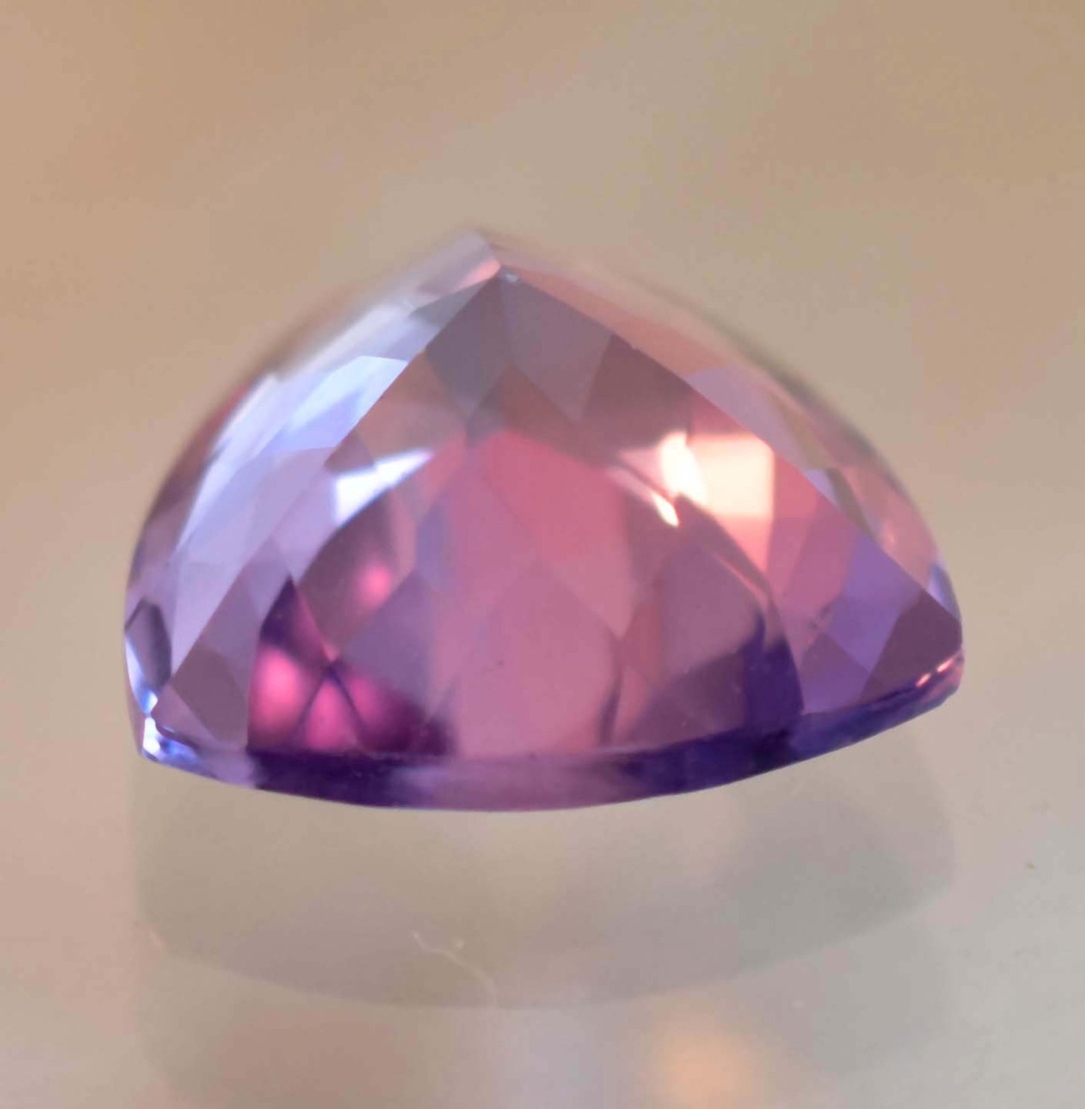 9.5 Ct Natural CERTIFIED Alexandrite Color Change trillion Cut Loose Gemstone