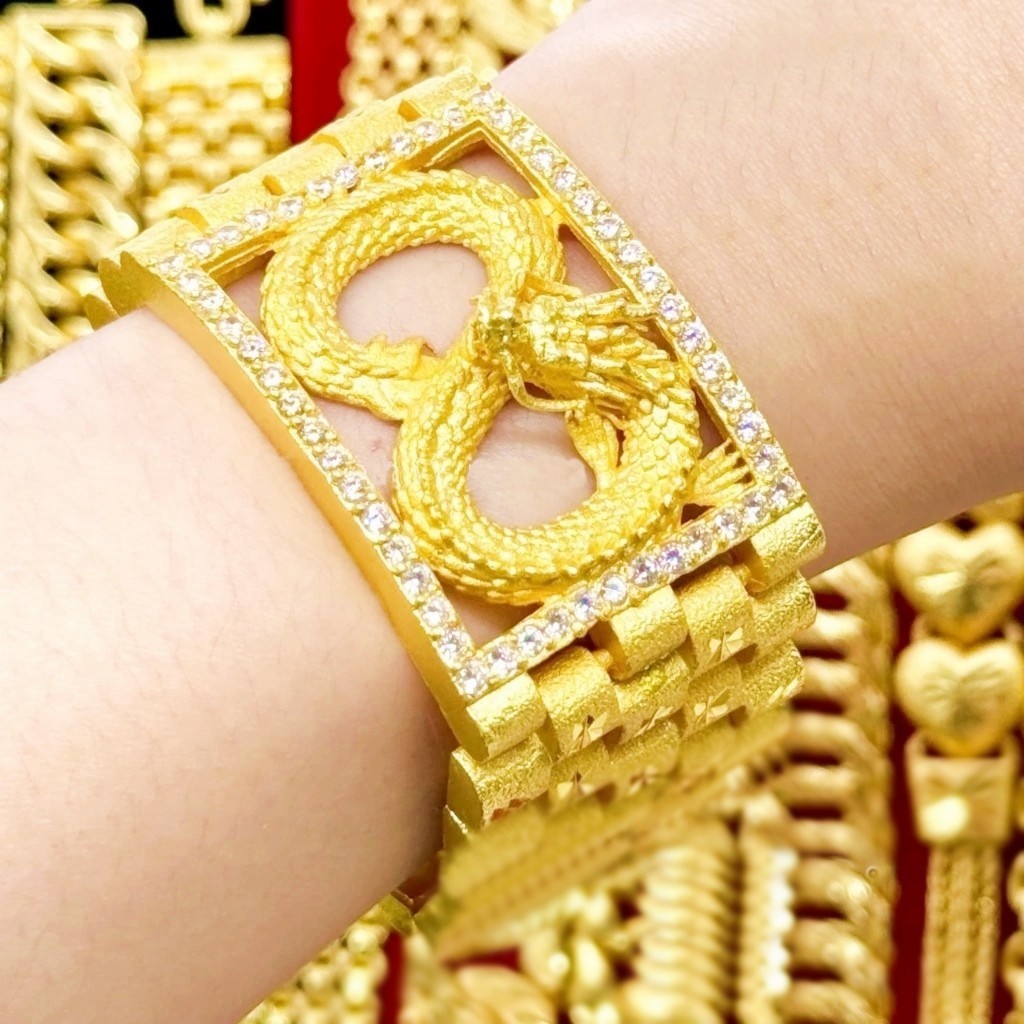 H15 Carved Diamond Dragon Bracelet 24k Gold Plated Jewelry Weight 20 Baht 8″