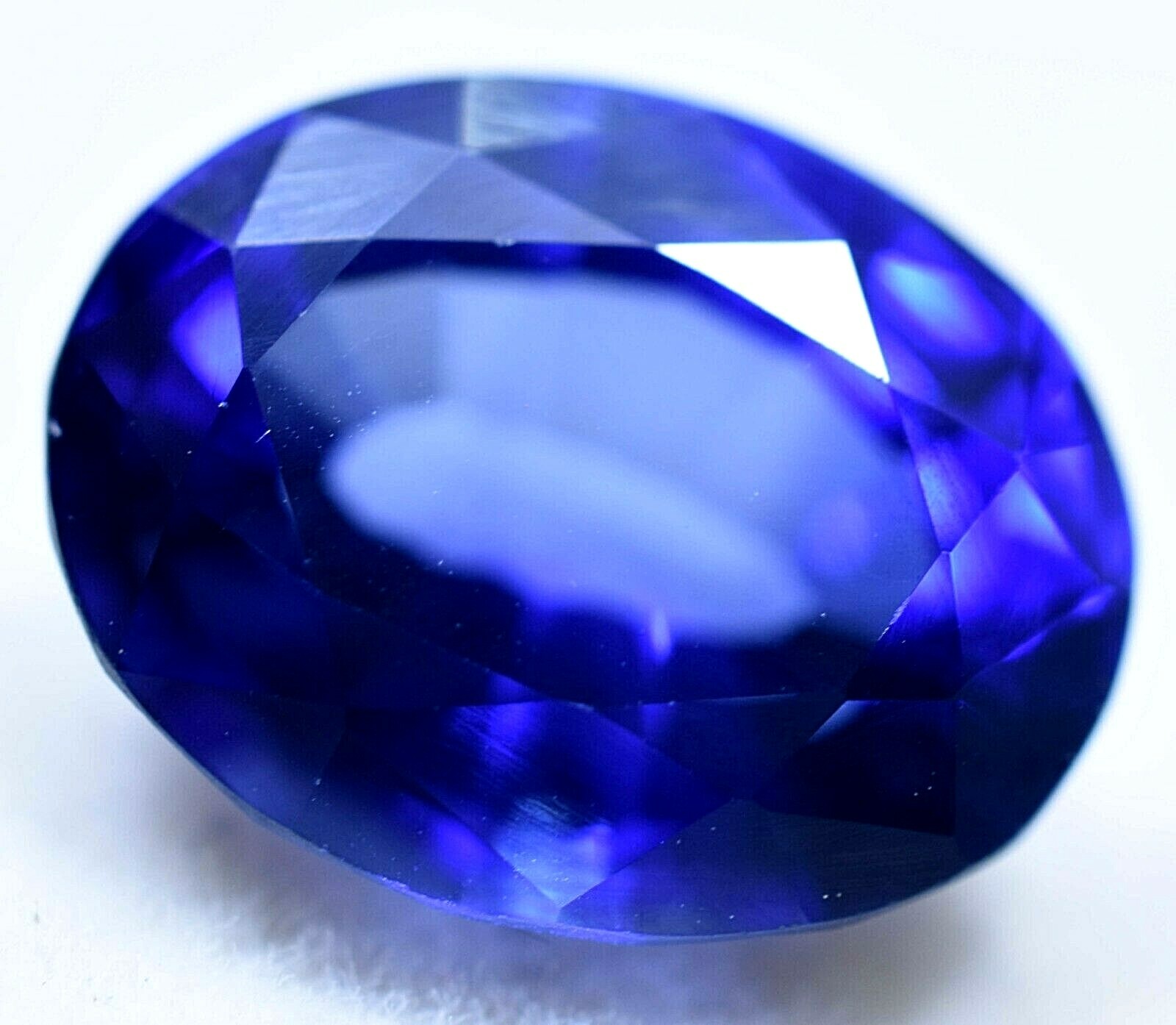 7.90 CT Natural california Benitoite GGL Certified Top Quality Treated Gem