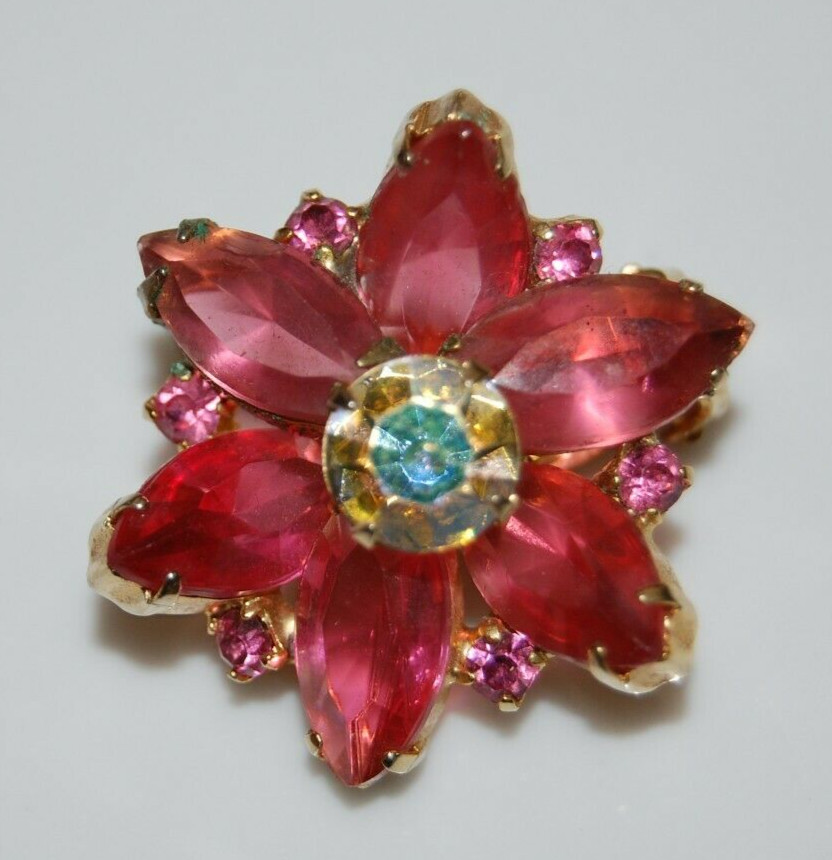ELEGANT VTG JULIANA COUTURE PINK MARQUIS CRYSTALS OPEN BACK GOLDEN CLIP EARRINGS