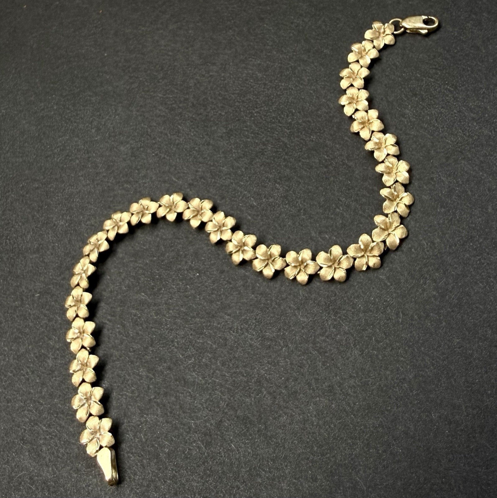 14k Solid Yellow Gold Plumeria Flower Bracelet Hawaii Arpas 7.25 In 7.9 Grams