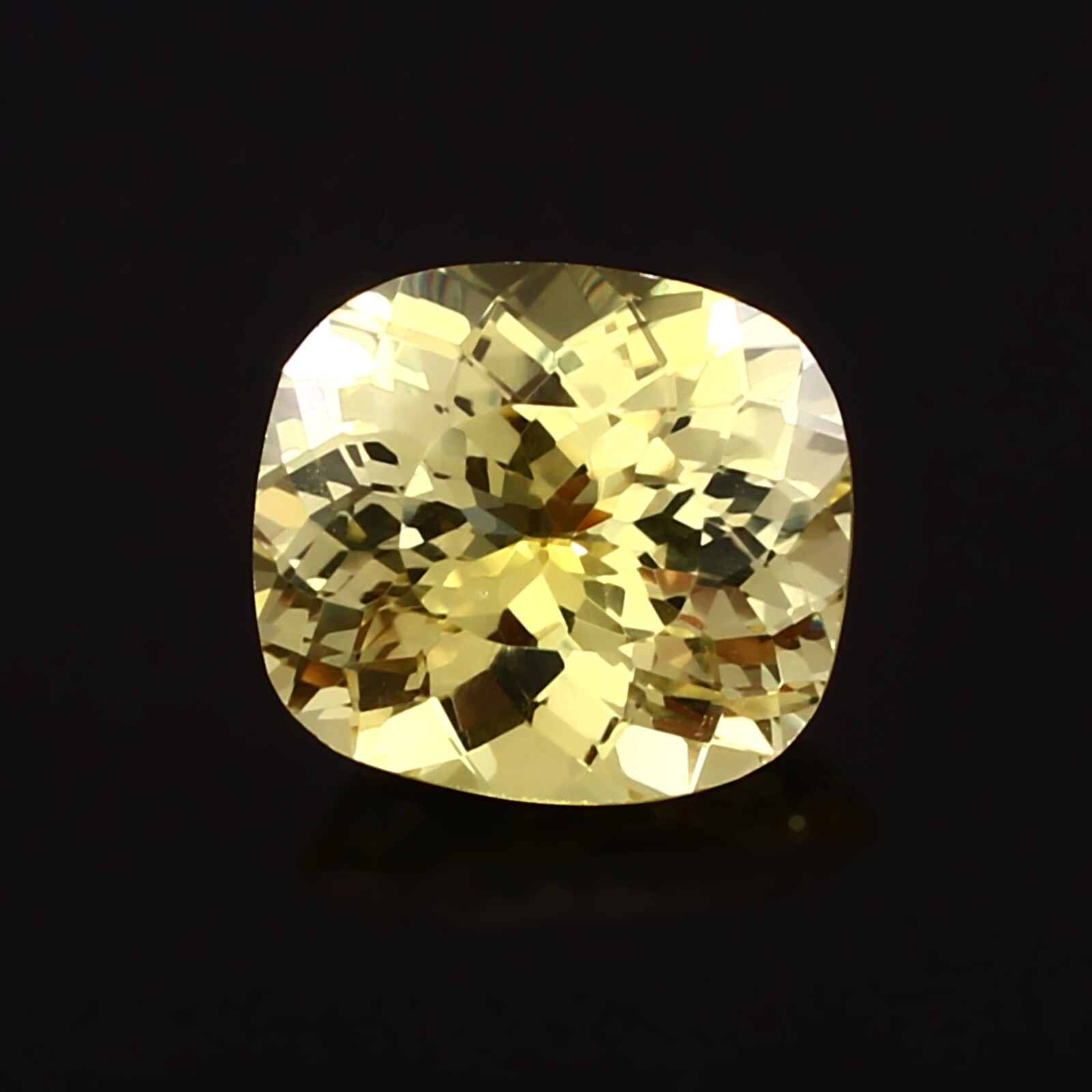 AAA Natural Flawless Ceylon Yellow Sapphire Cushion Loose Gemstone Cut 10.00 Ct