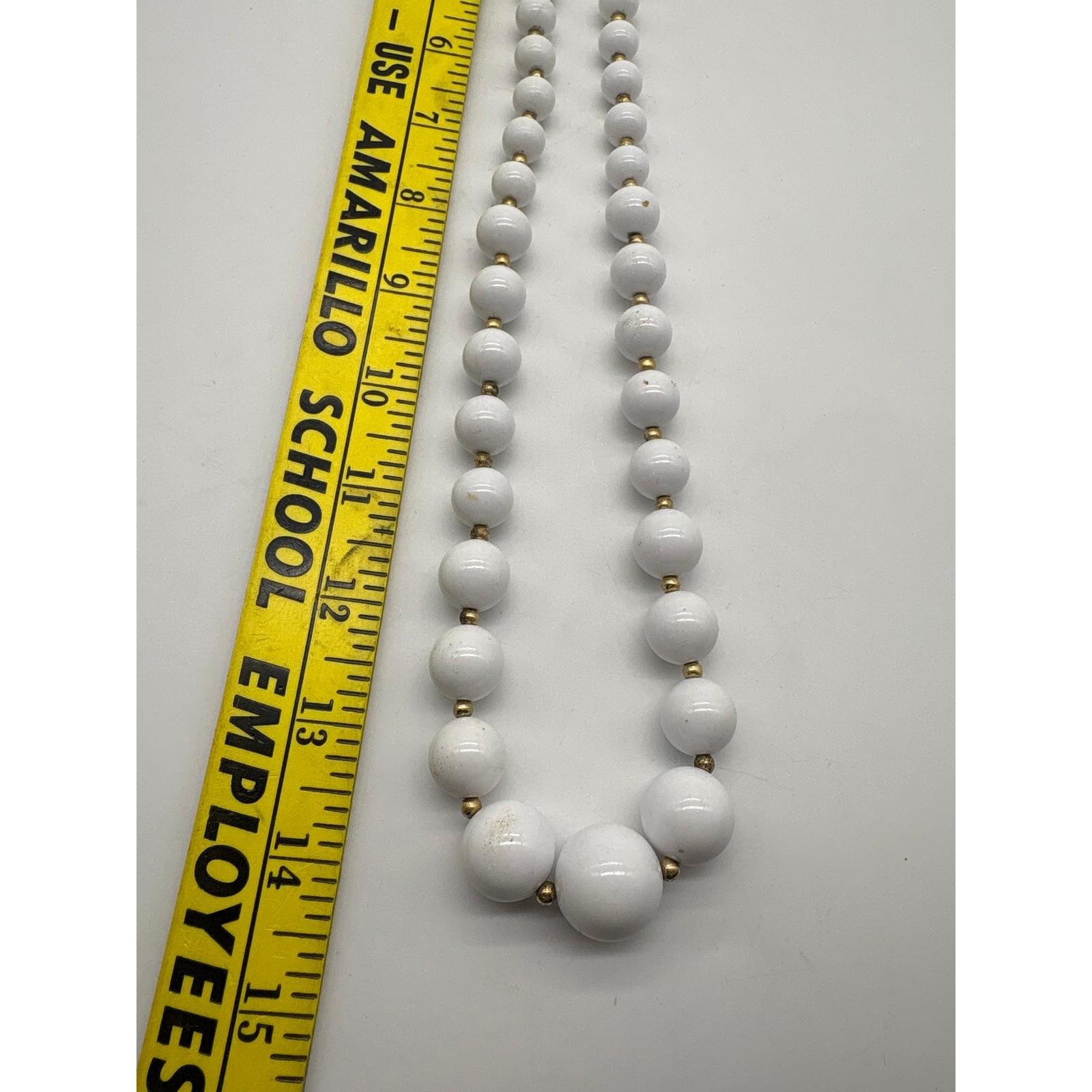 Vintage White Graduated Bead Necklace Gold Tone Spacers 28 Inch J885
