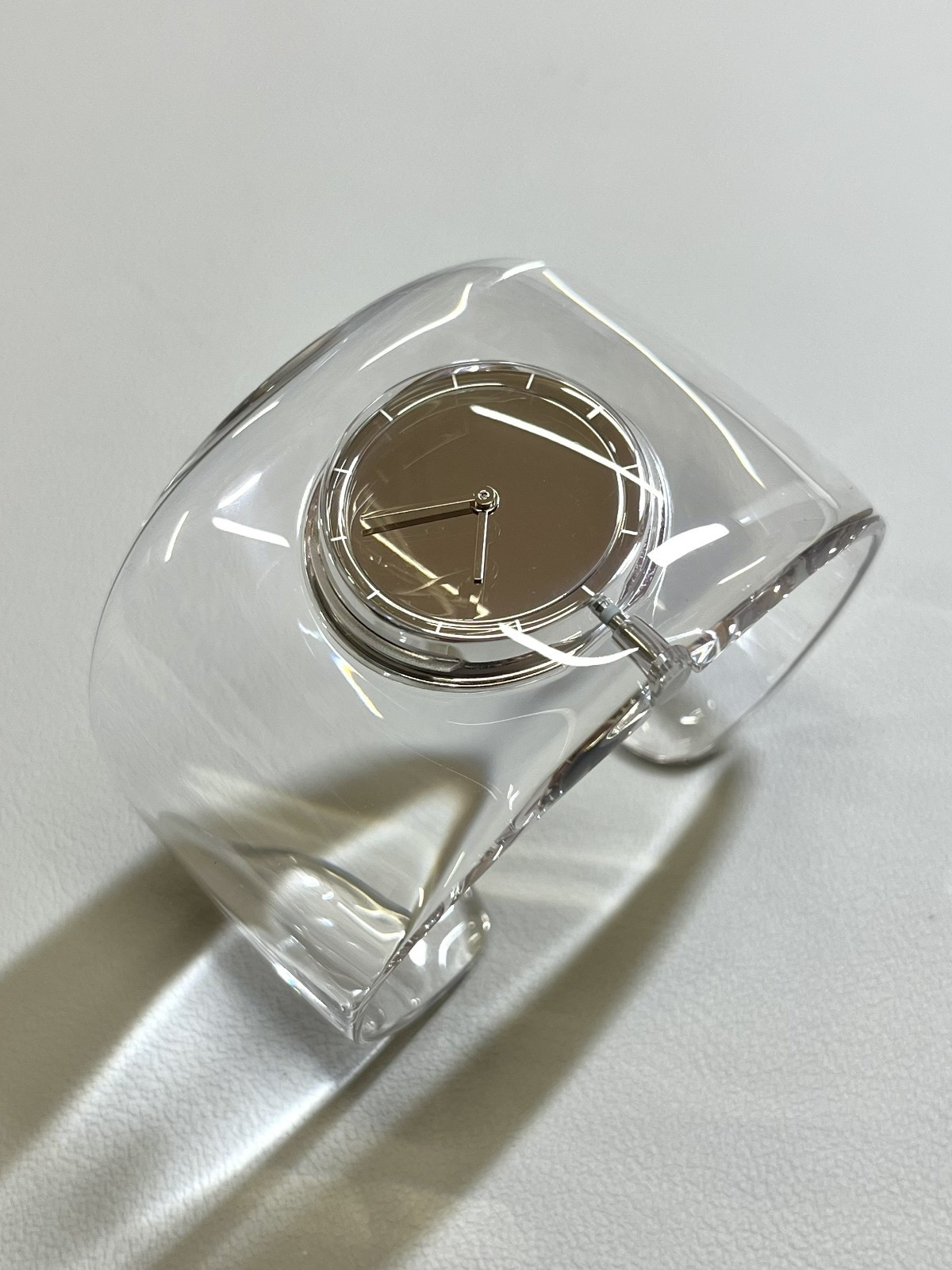 Issey Miyake O-Bold NYAS001 Clear Bangle Wrist Watch Unisex Transparent New Box