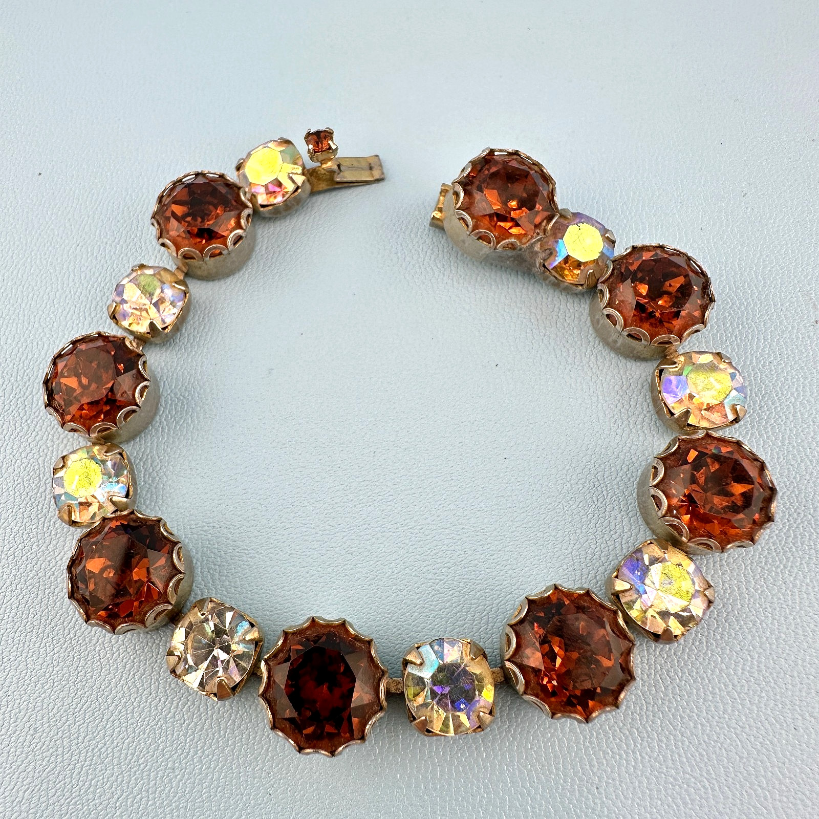 Vintage Rhinestone Bracelet Large Pronged Root Beer Color AB Stones 7″ Cup Chain