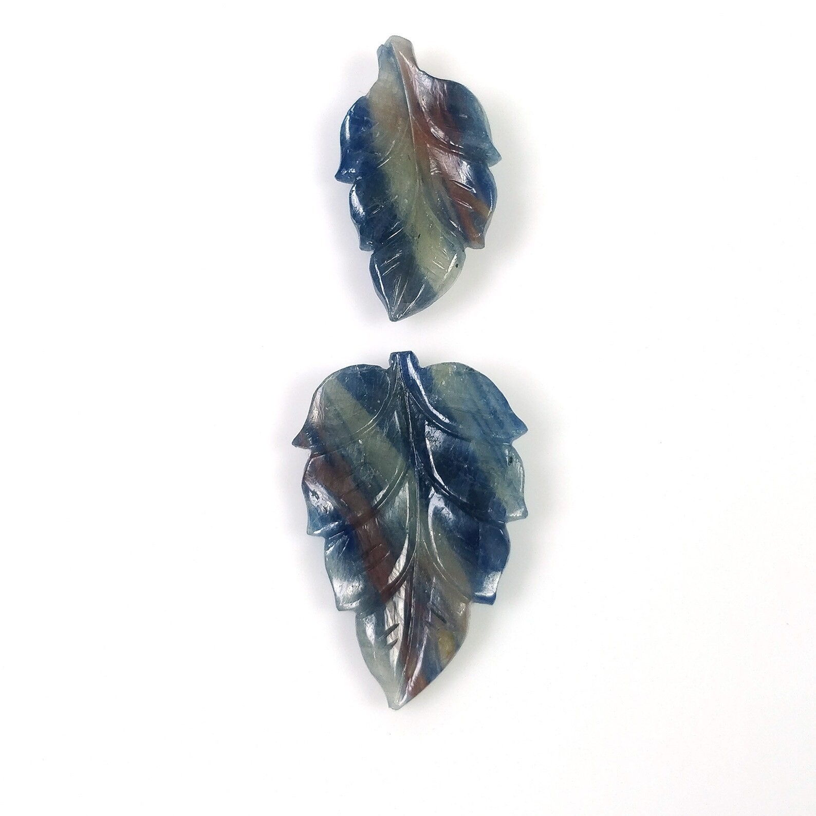 31.86cts Multi Sapphire Natural Gemstone Bi-Color Leaf Carving 25*14mm – 29*20mm