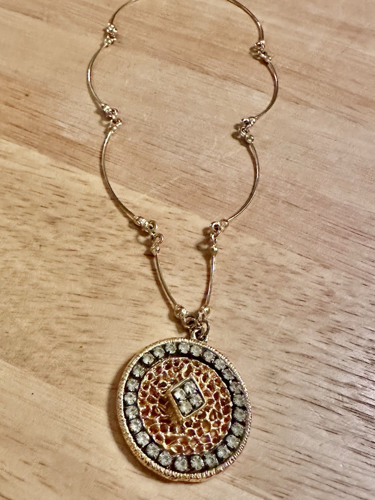 Vintage Gold Tone Filigree Medallion Pendant. Structured Chain. Rhinestones. #85