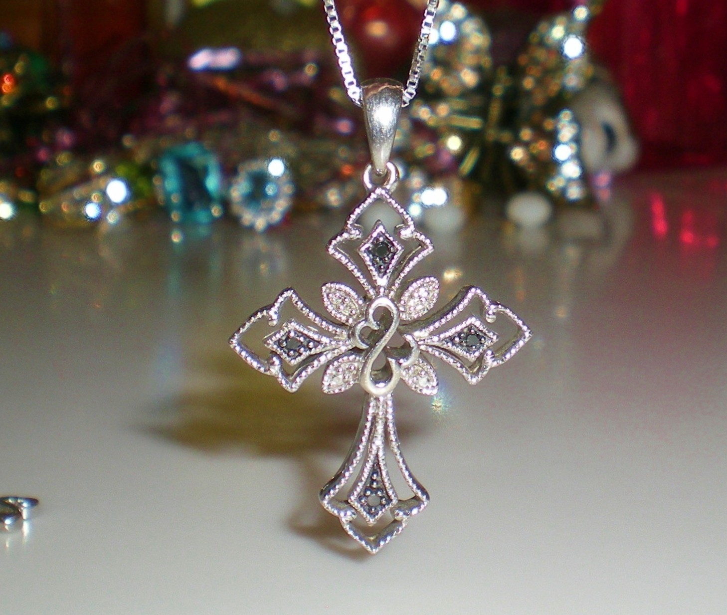 Jane Seymour SS Open Hearts Gothic CROSS 1/6ct Diamond Necklace 💎 KAY BOX 💎