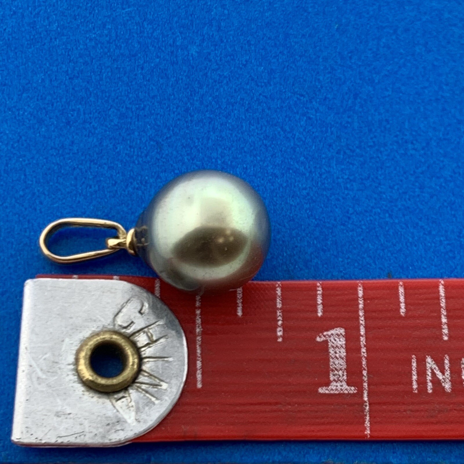 Designer 18K Yellow Gold Black Gray Pearl Solitaire Charm Pendant 9.8mm