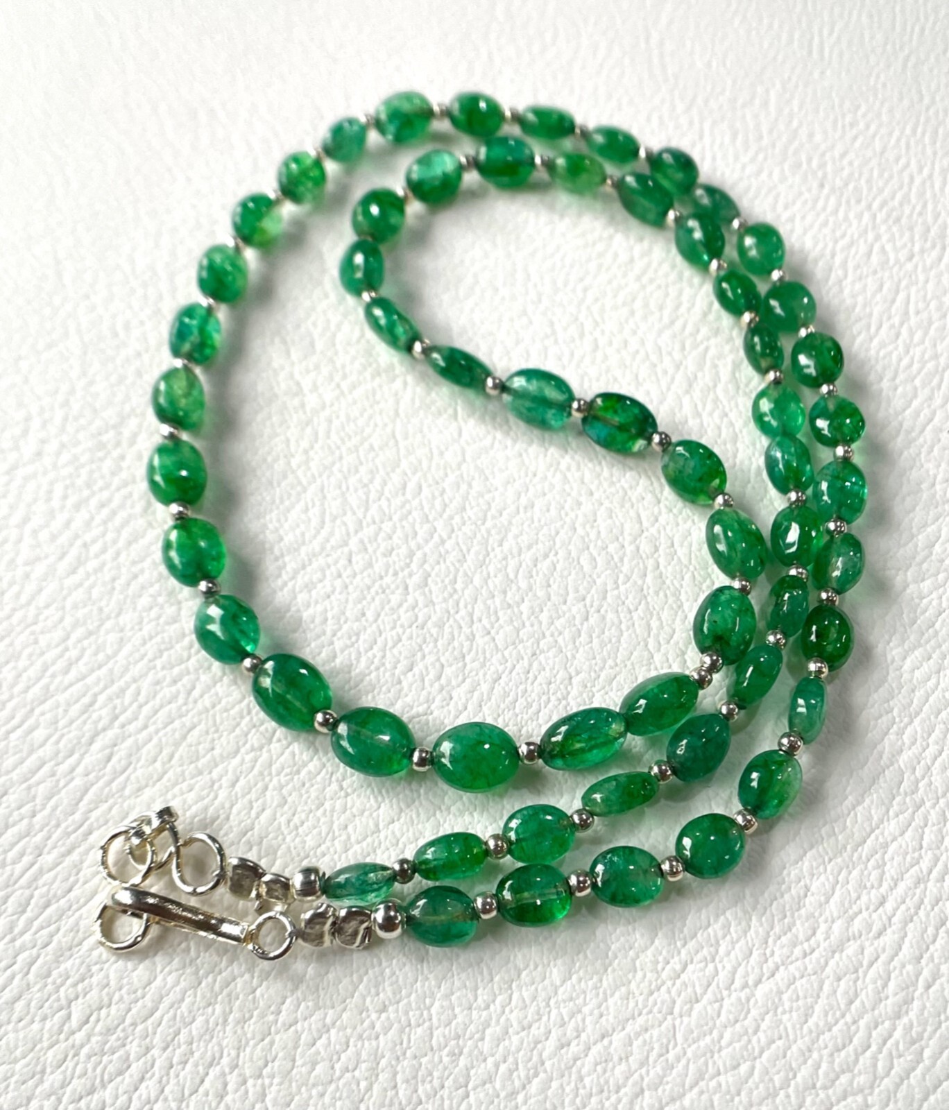 Natural Zambian Emerald Smooth Oval Beads Gemstone Necklace , Beads Gemstone