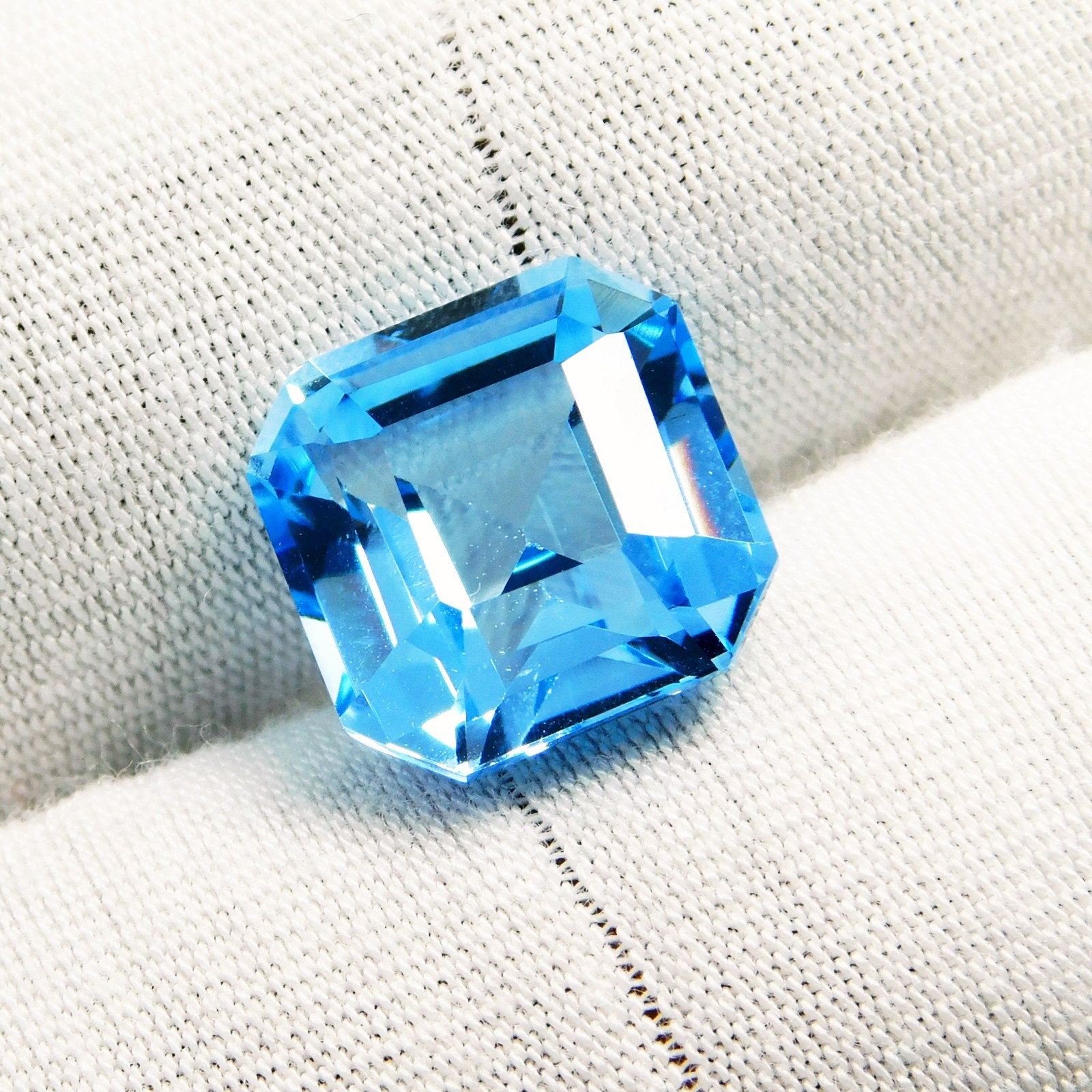 CERTIFIED Natural Unheated 7.40 Cts Blue Sapphire Radiant Loose Gemstone
