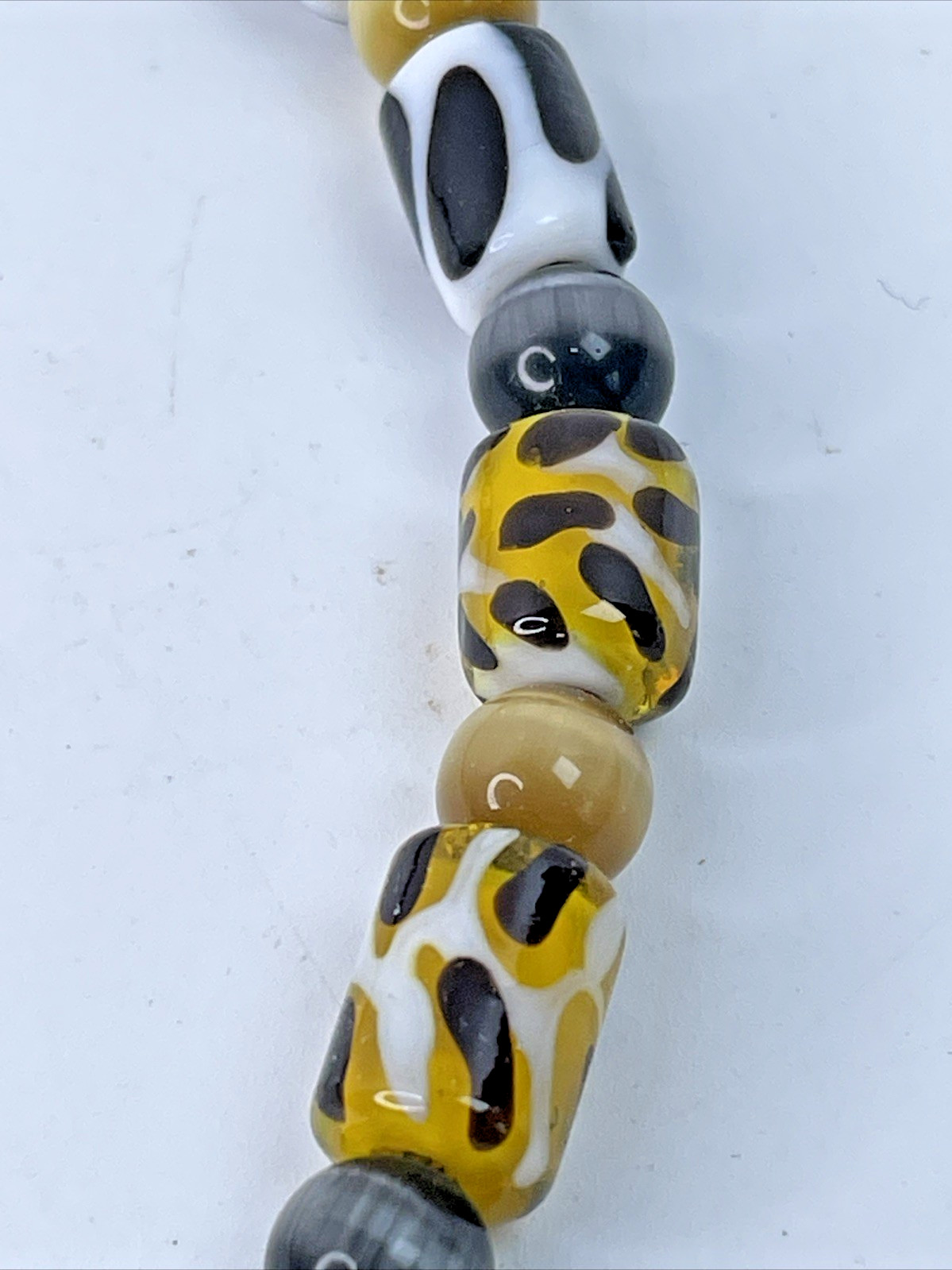 Vintage Animal Print Glass Bead Memory Wire Wrap Choker Necklace Zebra Leopard