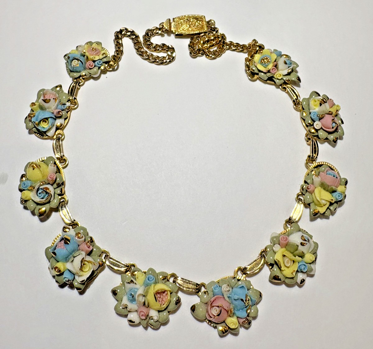 Vintage Hand made painted Bone China Rose Flowers gold tone 15″ Choker Necklace